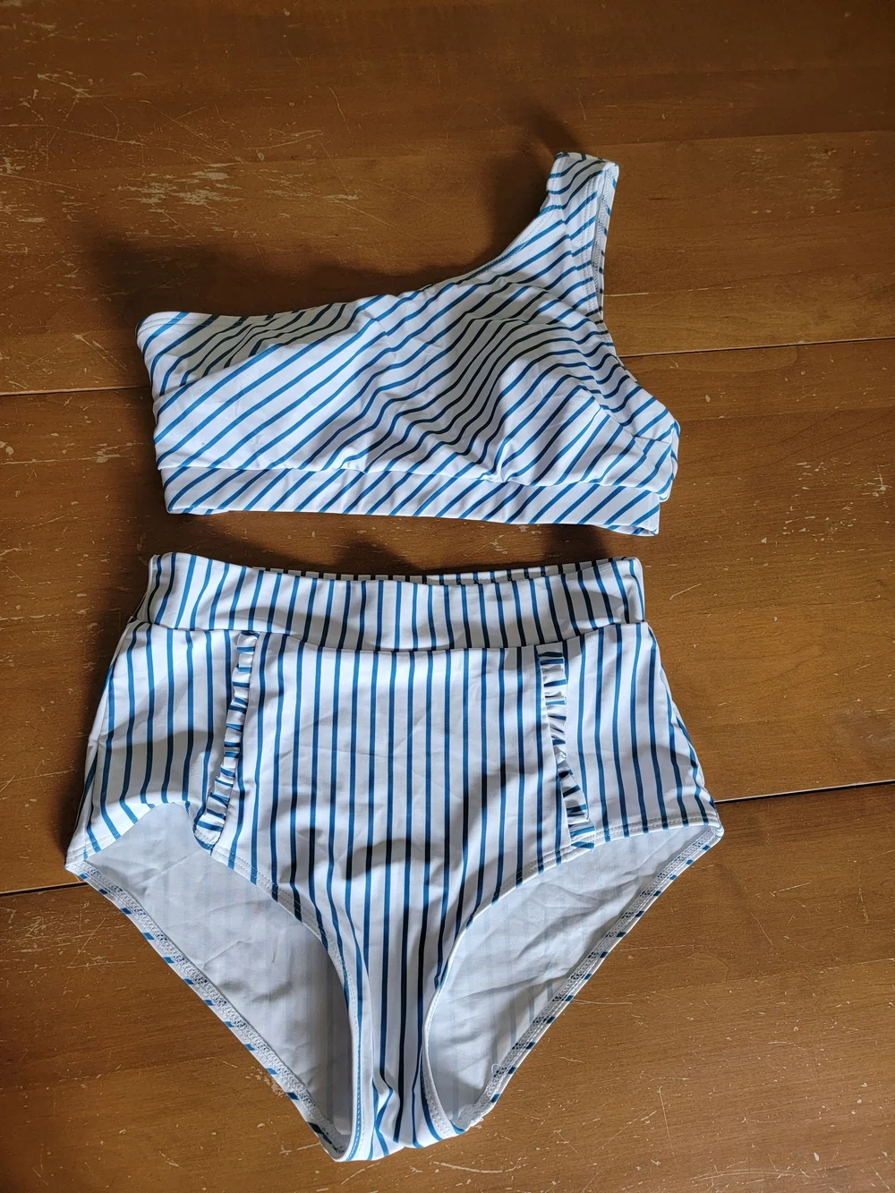3 Piece Bikini Set One Shoulder Top With Two Coordinating Bottoms Blue/White S